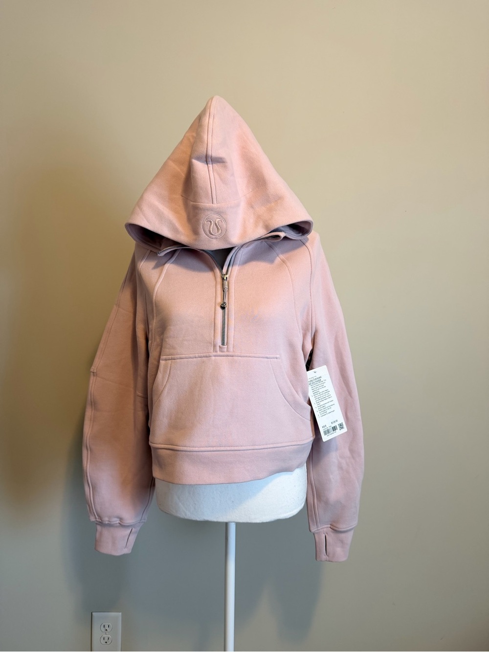 NWT Lululemon waist length oversized hooded scuba size xs/s porcelain pink - Picture 8 of 13